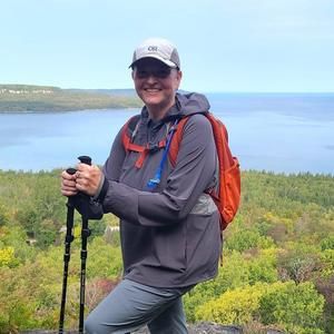 Meet your Posher, Kim